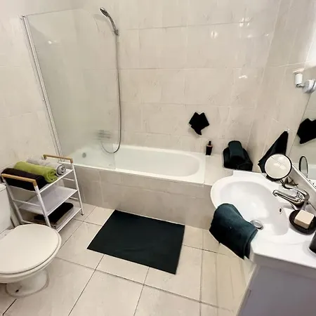 Appartement F3 55m2 Idealement Place, Centre Ville, Clim Perpignan